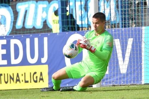 Thi đấu tệ hơn cả Văn Lâm, Filip Nguyễn vẫn được fan Việt thiết tha mời về
