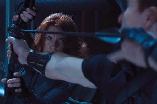 Biên kịch Avengers: Endgame xác nhận cắt đi cảnh Hawkeye và Black Widow thổ lộ tình cảm?