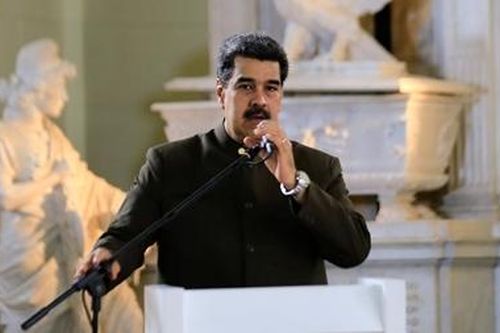 Mỹ phong tỏa toàn bộ tài sản của chính phủ Venezuela