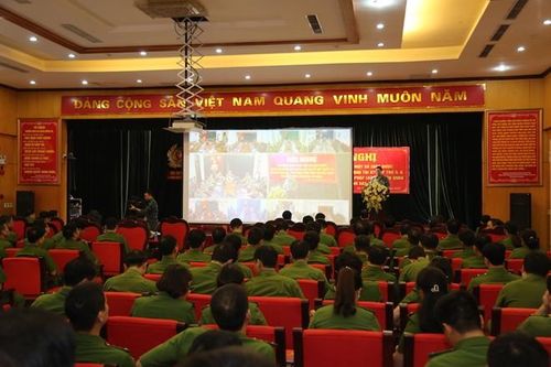 Bộ Tư lệnh CSCĐ phổ biến pháp luật cho cán bộ lãnh đạo chủ chốt