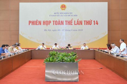 Băn khoăn cơ cấu nữ cho đại hội các cấp