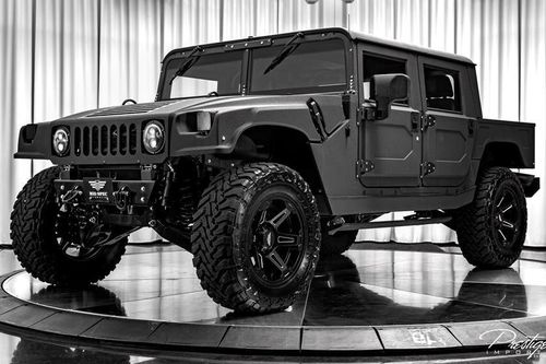 Hummer độ lại theo chuẩn quân sự làm SUV khác phải hổ thẹn
