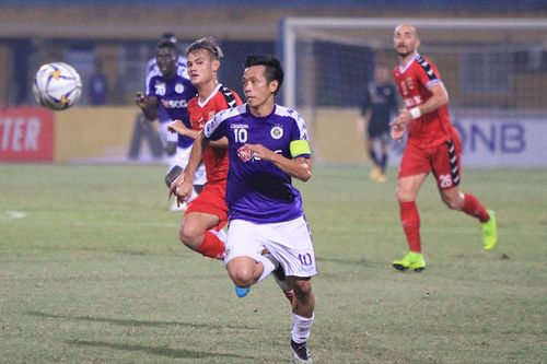 Tiền đạo Văn Quyết tiết lộ bí quyết có phong độ cao sau chấn thương