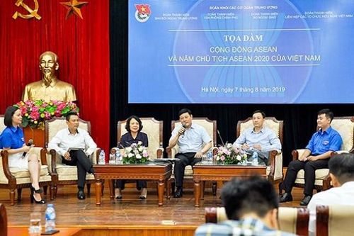 Nâng cao nhận thức thanh niên về vai trò Chủ tịch ASEAN của Việt Nam