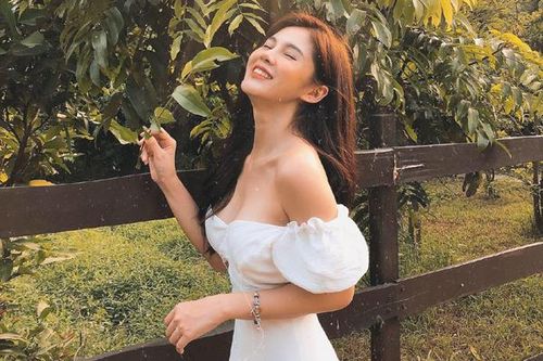 MC Thể thao Thu Hoài ngày càng gợi cảm