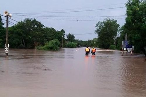 Hàng trăm hộ dân phải di dời khẩn cấp do mưa lớn kéo dài tại Đắk Lắk