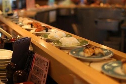 Kinh doanh ăn uống kiểu Nhật tại Việt Nam hậu 'đại chiến sushi'