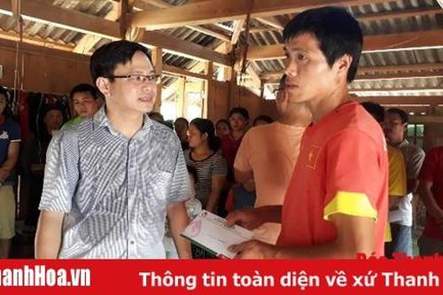 Ngân hàng Chính sách xã hội ủng hộ người dân Sa Ná khắc phục khó khăn do thiên tai
