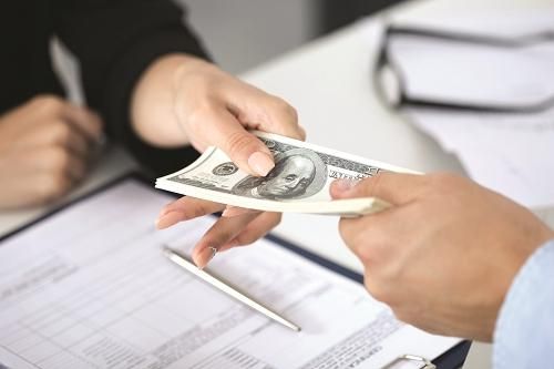 Kiên định điều hành chính sách tiền tệ