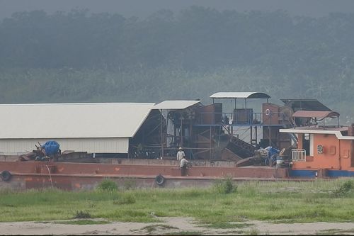 Ba Vì (Hà Nội): Cát tặc lộng hành, người dân hoang mang