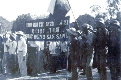 Sáng mãi tinh thần 'Ba sẵn sàng' trong tuổi trẻ Thủ đô