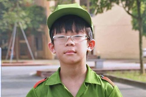 Cậu bé Hà Nội 10 tuổi thoát chết khi bị bỏ quên trên xe buýt của trường