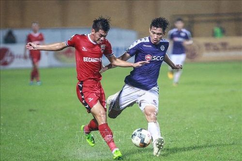 V.League 2019: Xuất hiện 'sao đổi ngôi'?