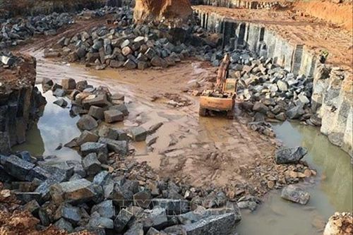 SOS 'chảy máu' khoáng sản ở Bình Phước