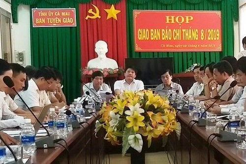 Vụ dùng xăng, dao tấn công đoàn cưỡng chế: Nếu đủ cơ sở sẽ khởi tố vụ án