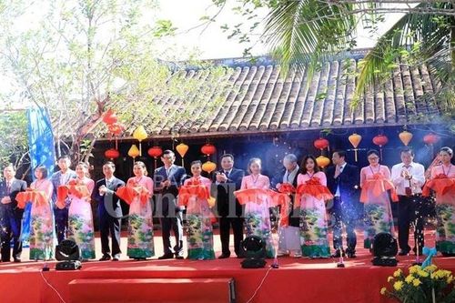 Khai mạc Festival Văn hóa tơ lụa, thổ cẩm Việt Nam - Thế giới lần thứ 5 tại Hội An