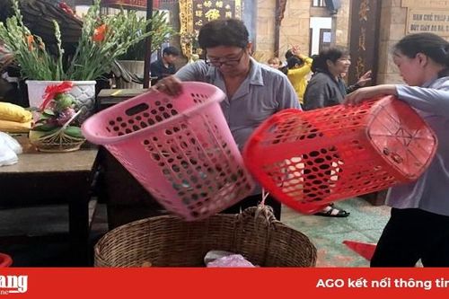 Chăm lo cho người lao động tại miếu Bà Chúa Xứ núi Sam