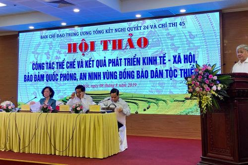 Phát huy nội lực của vùng DTTS đi đôi với gia tăng sự đầu tư và hỗ trợ của Trung ương