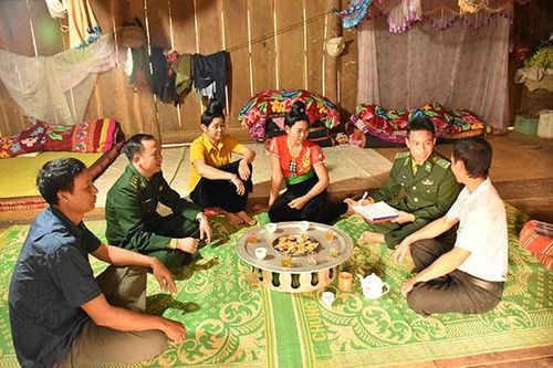 Xây dựng, củng cố 'Thế trận lòng dân'