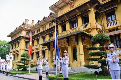 Hướng tới một ASEAN đoàn kết, vững mạnh, hòa bình, thịnh vượng
