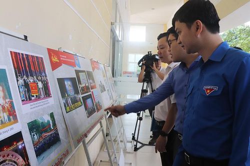 Hành trình 55 năm phong trào 'Ba sẵn sàng' đến 20 năm phong trào thanh niên tình nguyện