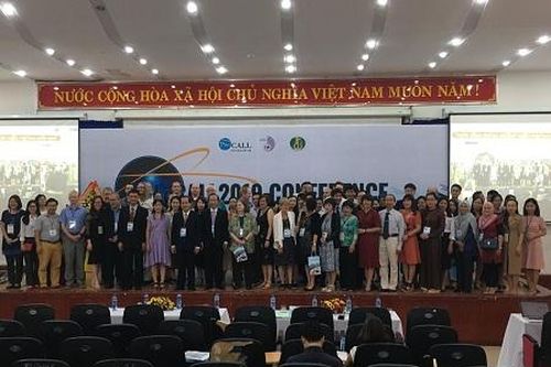 Ứng dụng CNTT trong dạy và học ngoại ngữ