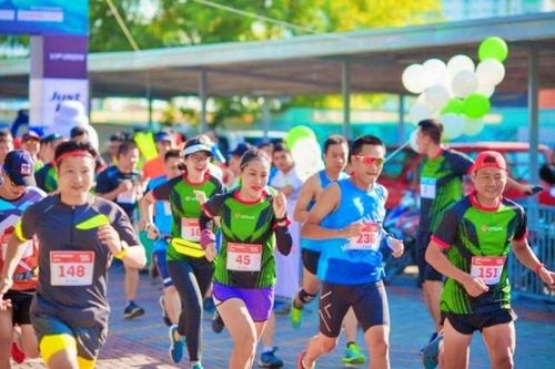 Hanoi Marathon - Heritage Race 2019 thu hút hơn 5.000 VĐV tham dự