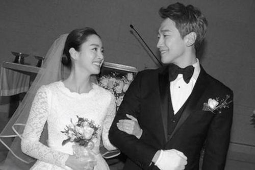 Thấy Kim Tae Hee tháng sau sinh con, lại buồn cho Song Hye Kyo
