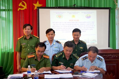 Tăng cường phối hợp đấu tranh với tội phạm ma túy khu vực biên giới Bình Phước