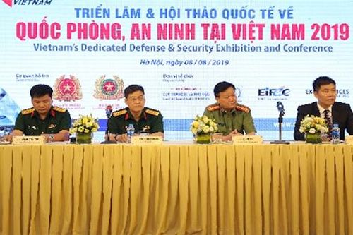 200 doanh nghiệp tham gia triển lãm quốc tế về quốc phòng và an ninh