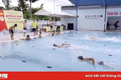 Tranh tài Hội thi bơi lội - cứu đuối huyện Châu Phú lần thứ IX - 2019