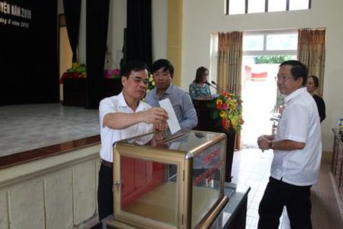Hoa Lư tổ chức vận động xây dựng Quỹ 'Đền ơn đáp nghĩa và an sinh xã hội' huyện năm 2019