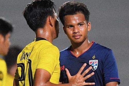 Phía sau cú đấm của U15 Thái Lan là sự bất lực của nền bóng đá