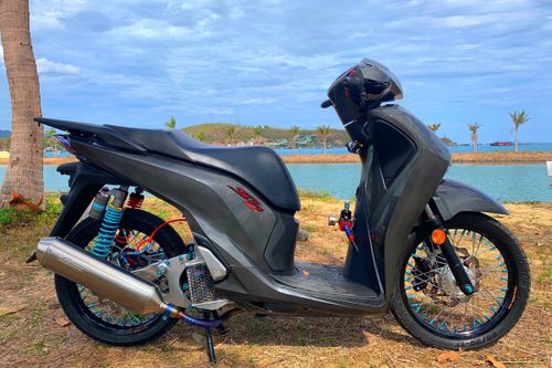 Honda SH 150i với gói độ 300 triệu của sinh viên Nha Trang