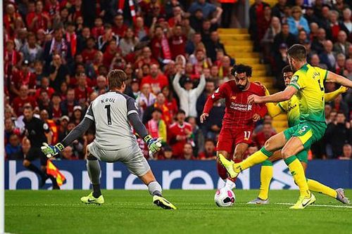 VIDEO Liverpool 4-1 Norwich: Origi và Salah tỏa sáng, Alisson chấn thương