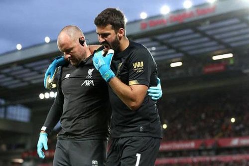 Liverpool: Thủ thành Alisson chấn thương bắp chân, lỡ Siêu cúp châu Âu với Chelsea