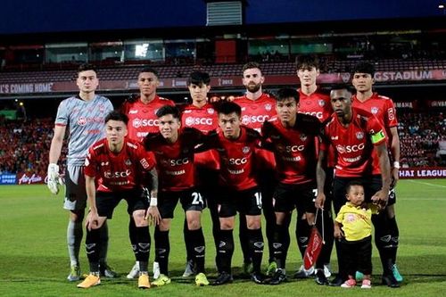 Văn Lâm cùng Muangthong đứt mạch bất bại