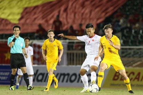 HLV Hoàng Anh Tuấn không trách các học trò sau thất bại
