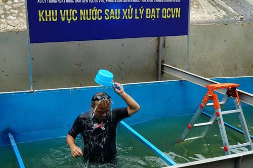 Những hành động không 'làm màu'