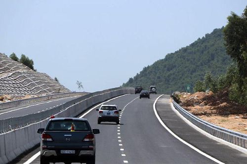 Đấu thầu cao tốc Bắc – Nam: Đừng quên bài học từ loạt dự án vỡ tiến độ, đội vốn 'khủng'