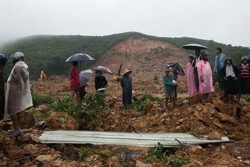 Sạt lở đất kinh hoàng ở Myanmar, gần 200 người thương vong và mất tích