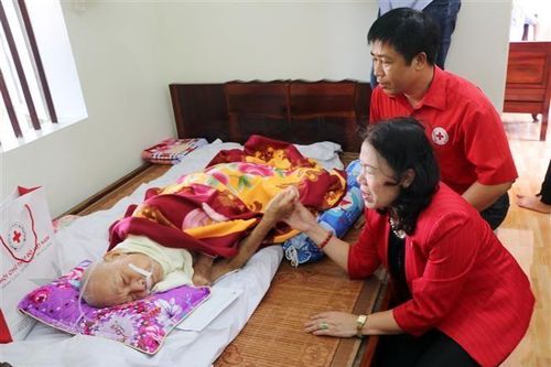 Không thể thờ ơ với nỗi đau của các nạn nhân da cam