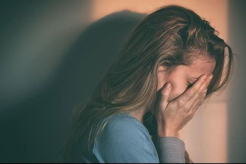 8X, 9X đời đầu ở Mỹ: Những con người cô đơn, khao khát có bạn thân