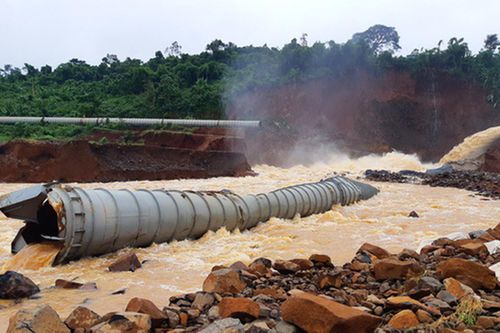 Hai thủy điện ở Đắk Nông gặp sự cố: Hàng ngàn người dân sơ tán vì 'bom kép'