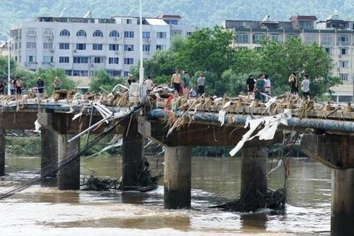 Siêu bão Lekima gây thiệt hại nặng nề tại Trung Quốc