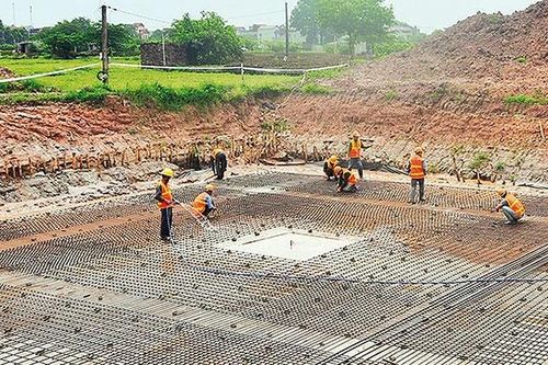 Đẩy nhanh tiến độ các dự án phát triển lưới điện
