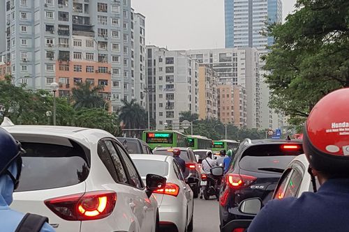 Buýt nhanh BRT khó đáp ứng kỳ vọng của người dân