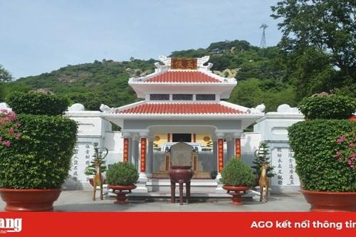 Lăng Thoại Ngọc Hầu - Điểm đến lịch sử