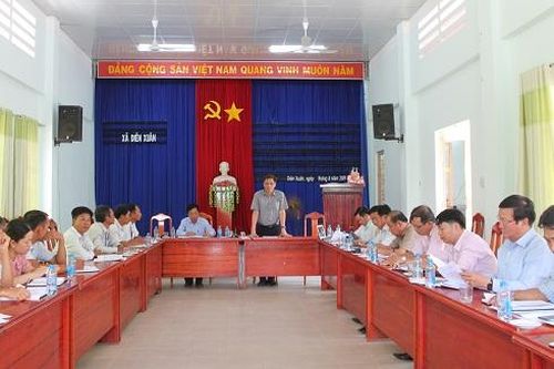 Xã Diên Xuân: Cần nghiên cứu chuyển đổi cơ cấu cây trồng phù hợp với từng khu vực