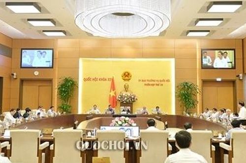 Ủy ban Chứng khóa Nhà nước trực thuộc Bộ Tài chính, nhưng cần tăng thẩm quyền